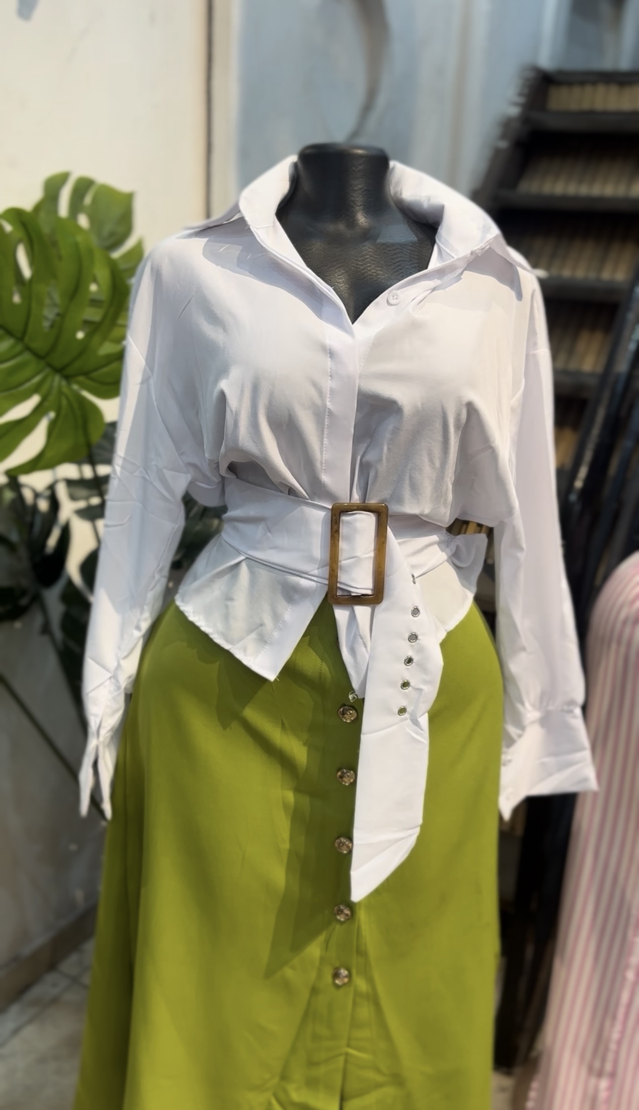 Chemisier + jupe – Image 4