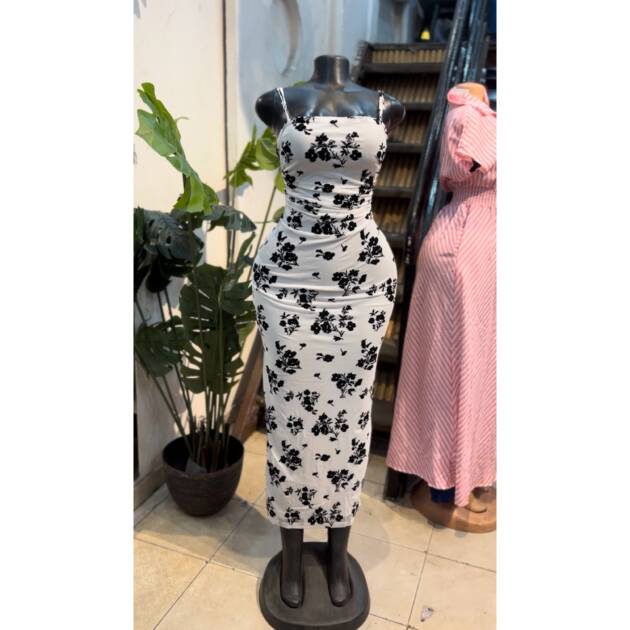 Robe corset dentelle